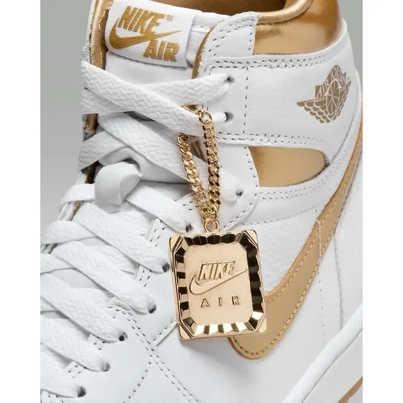 Nike Air Jordan 1 Retro High OG Womens 11.5 /Mens 10 Shoes White Gold FD2596-107